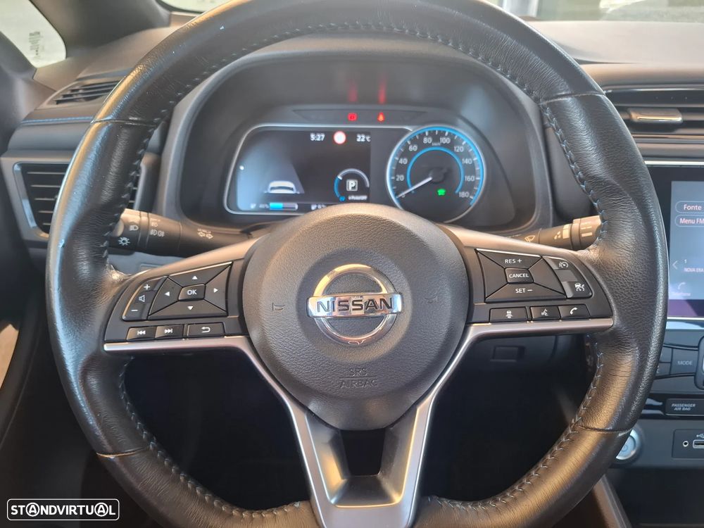 Nissan Leaf Acenta - 25