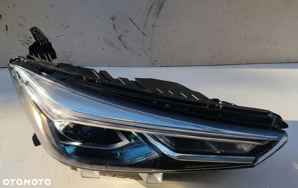 Lampa prawa Full led Mg 5 V mg5 bdb.stan Europa