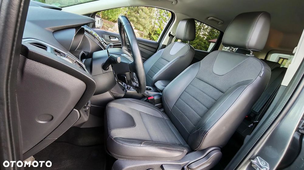 Ford Kuga 2.0 TDCi 4x4 Individual - 24