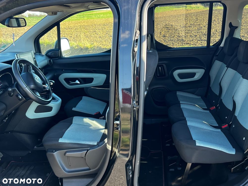 Citroën Berlingo XL 7-Sitzer BlueHDi 130 SHINE - 14