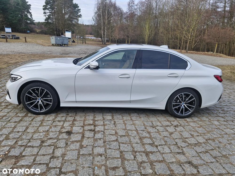 BMW Seria 3 330i Sport Line - 6