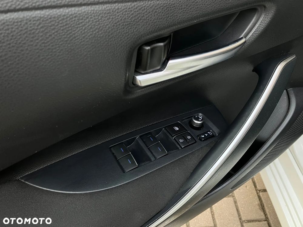 Toyota Corolla 1.8 Hybrid Comfort - 30