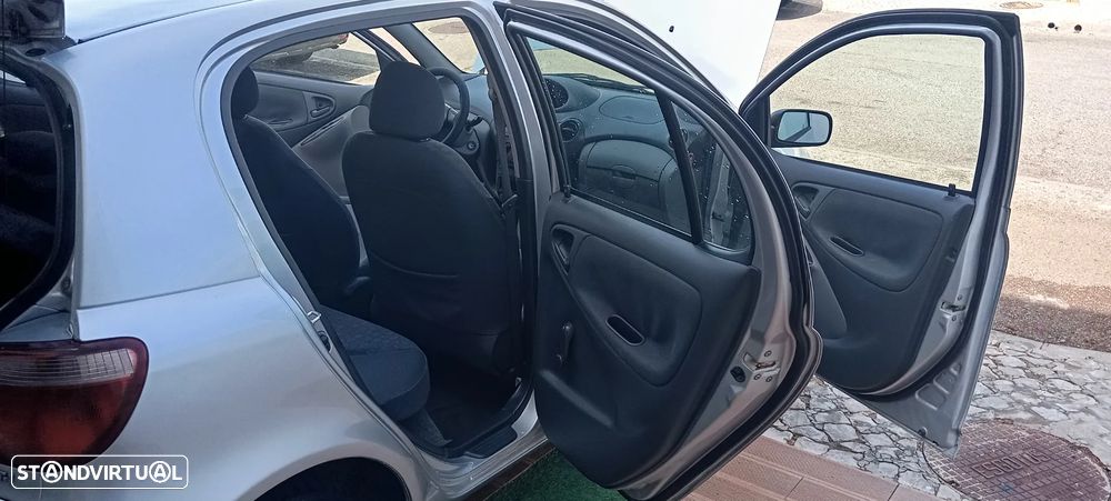 Toyota Yaris 1.0 Terra DA+ABS+CD+AC - 16