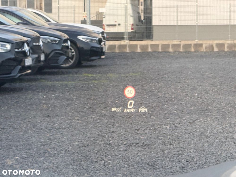 Mercedes-Benz CLA 200 d AMG Line 8G-DCT - 28