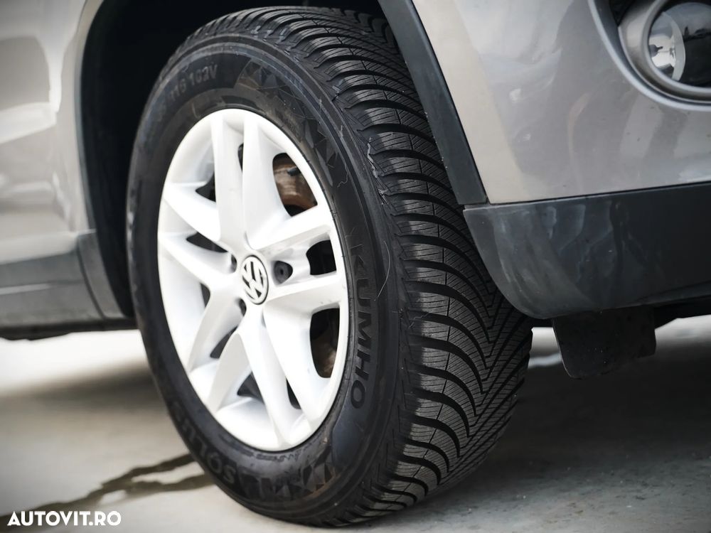 Volkswagen Tiguan - 32