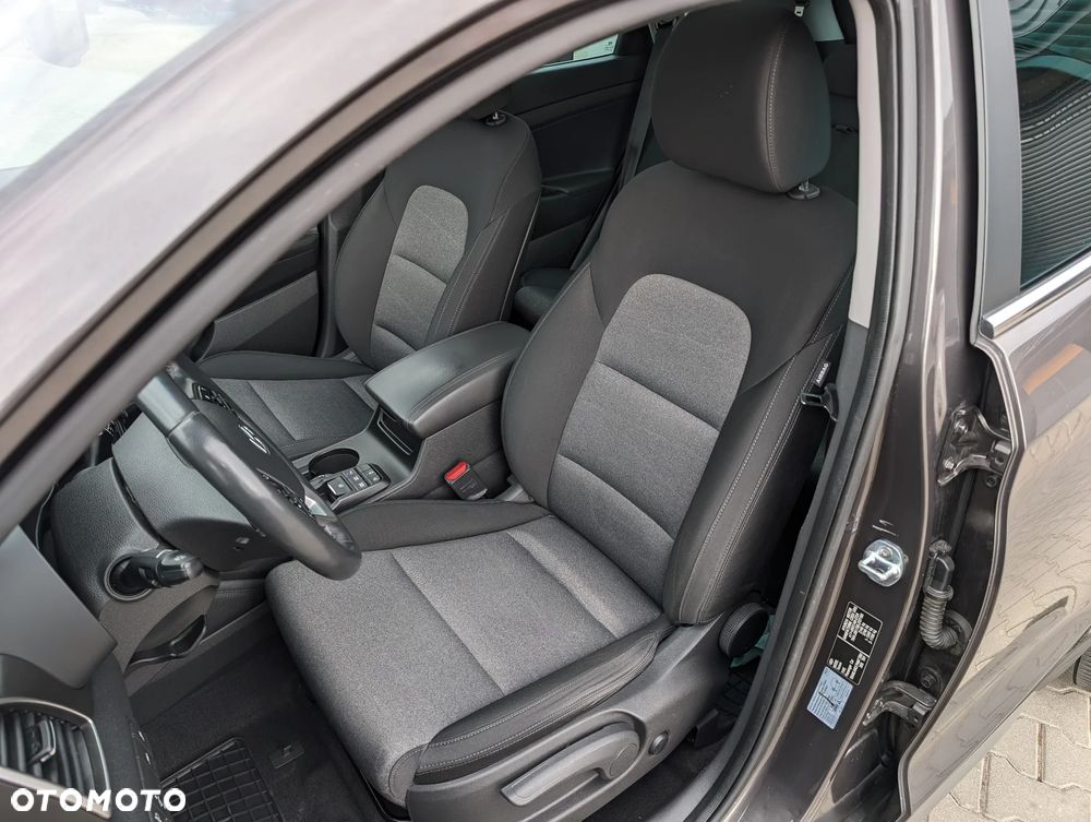 Hyundai Tucson 1.6 CRDi Comfort 2WD DCT - 34