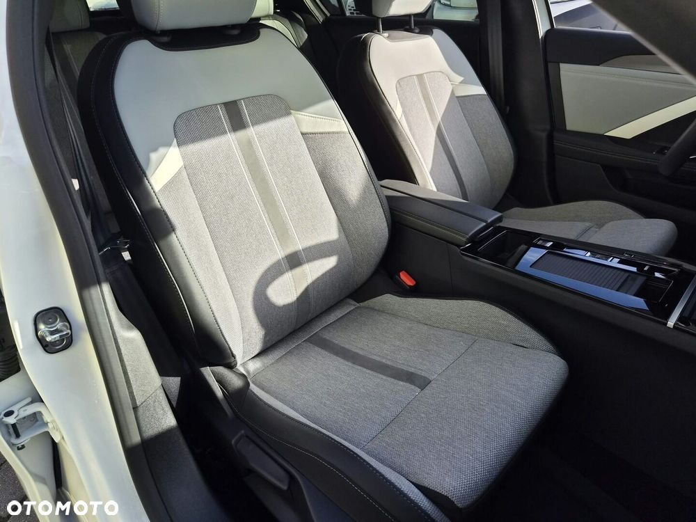 Opel Astra 2023