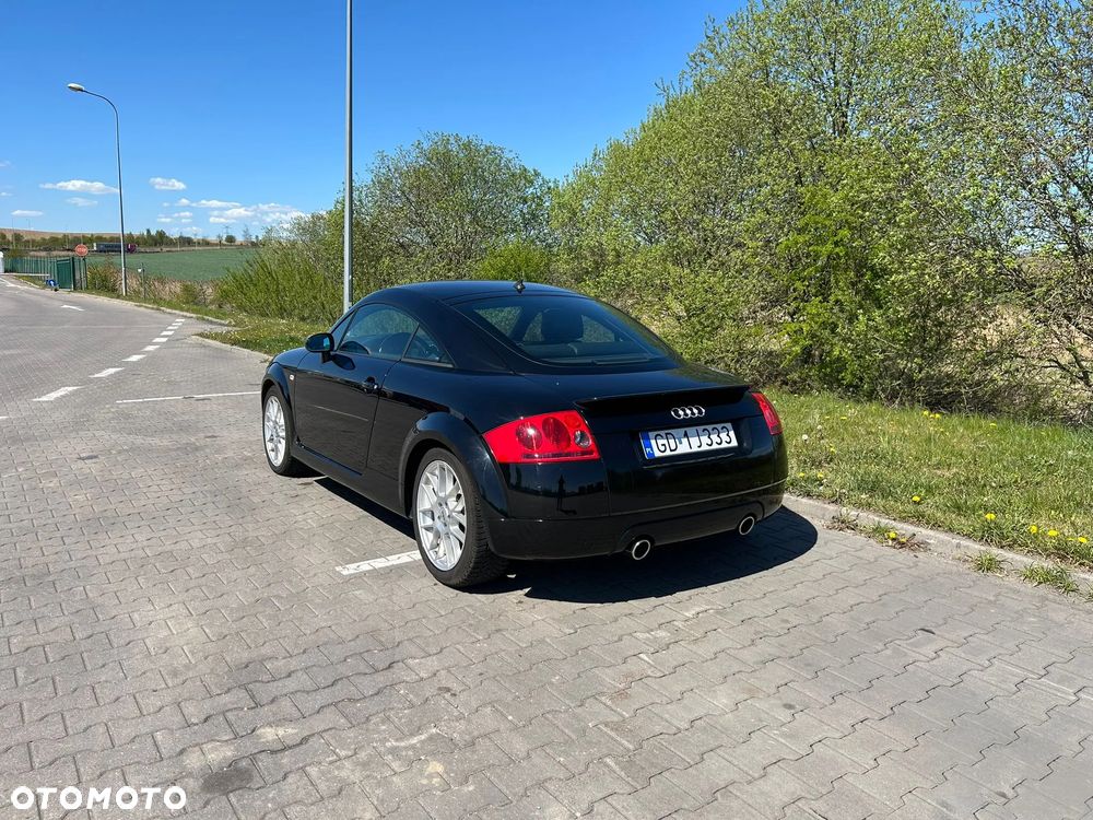 Audi TT Coupé 1.8T Quattro - 4