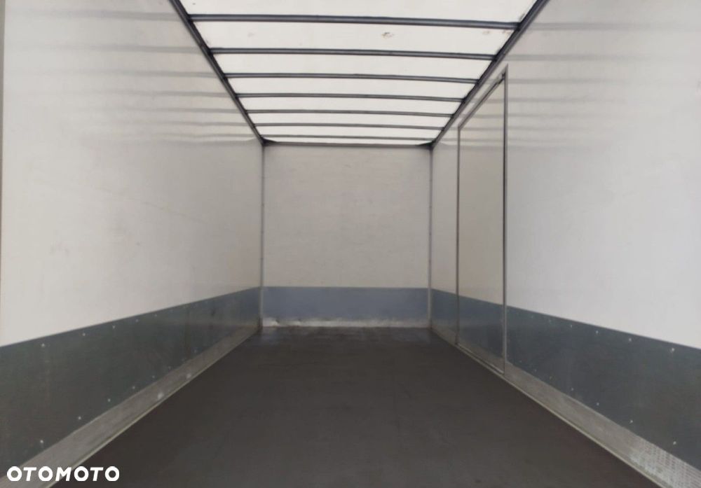 Renault Master - 25