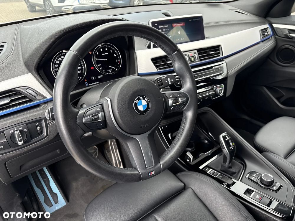 BMW X2 sDrive18i - 11