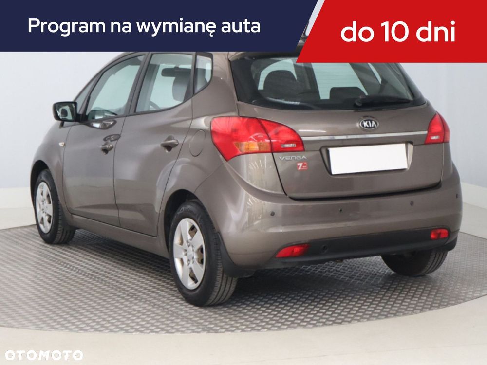 Kia Venga - 6