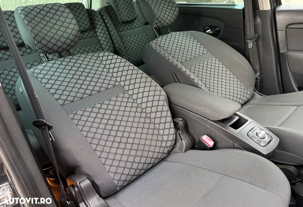 Renault Scenic - 20