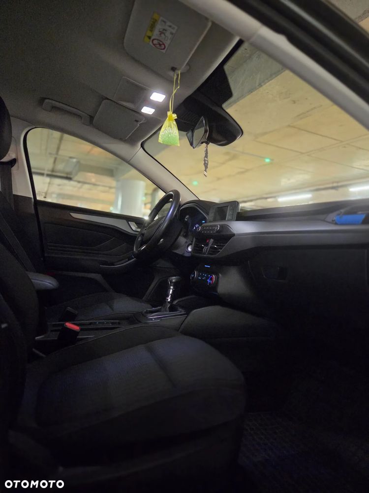 Ford Focus 1.5 EcoBlue SCR Trend - 23