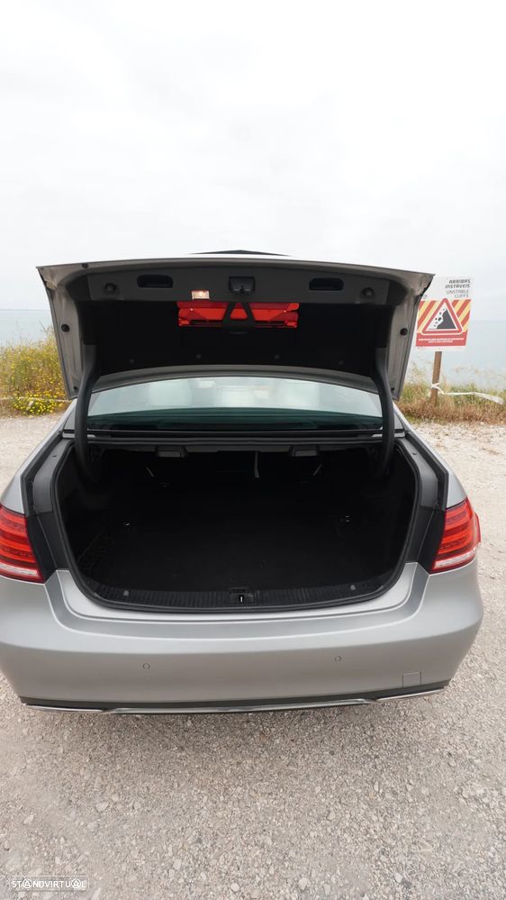 Mercedes-Benz E 300 Bluetec Hybrid Elegance - 24