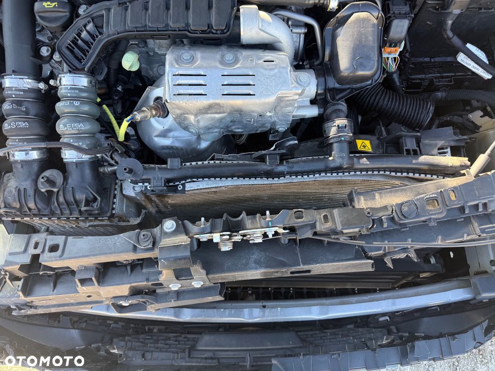 Peugeot 208 Benzin 100 Style - 14