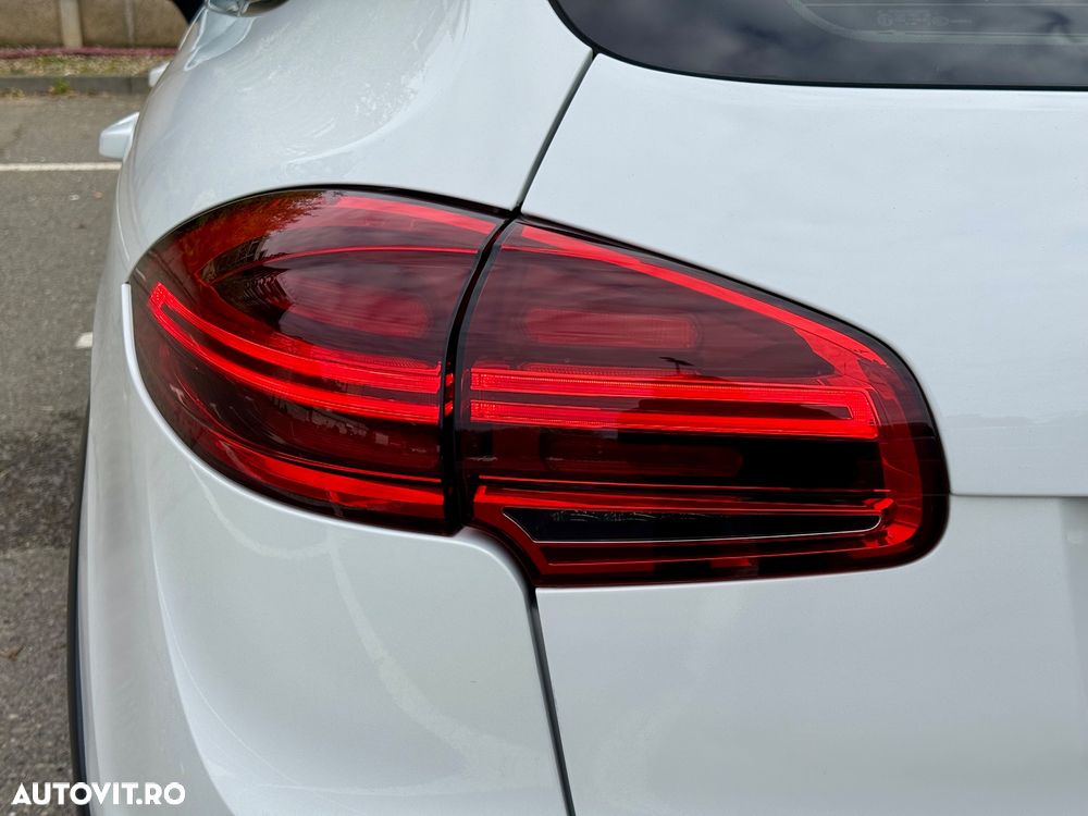 Porsche Cayenne Diesel Platinum Edition - 21