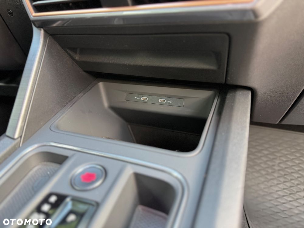 Cupra Formentor 1.5 e-Hybrid DSG - 19