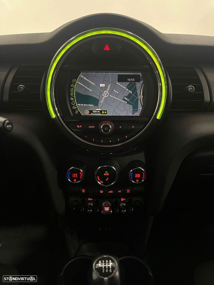 MINI 5 Portas Cooper D - 27