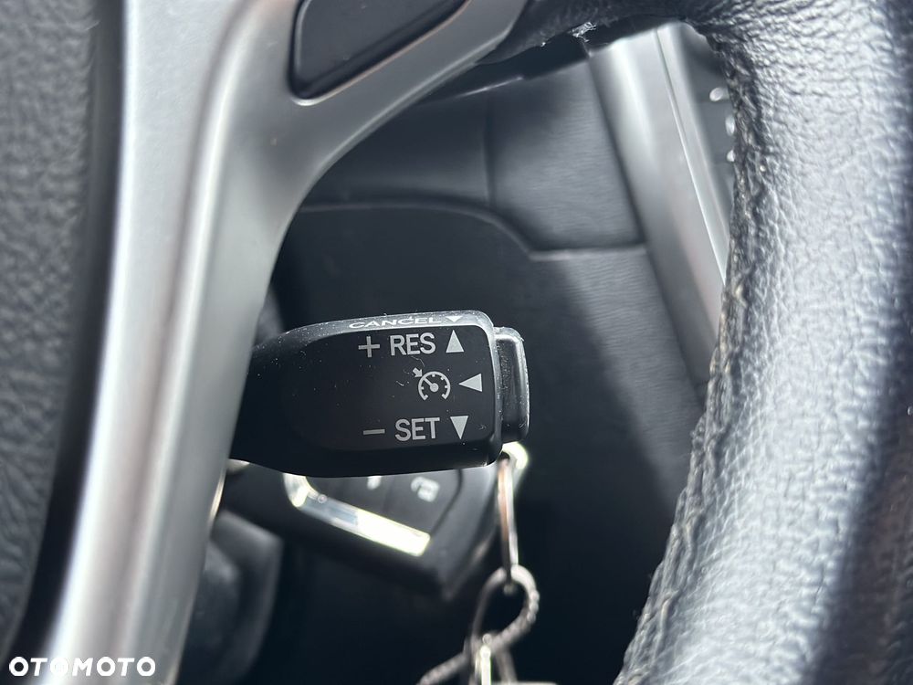 Toyota Avensis 1.8 Premium EU5 - 23