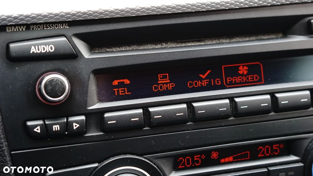 BMW Seria 1 118d DPF Edition Sport - 36