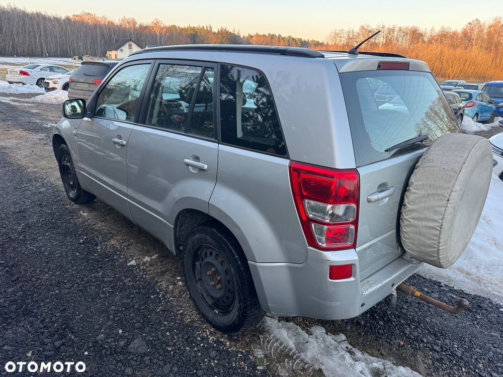 Suzuki Grand Vitara 1.9 DDiS Comfort DPF Limited - 6