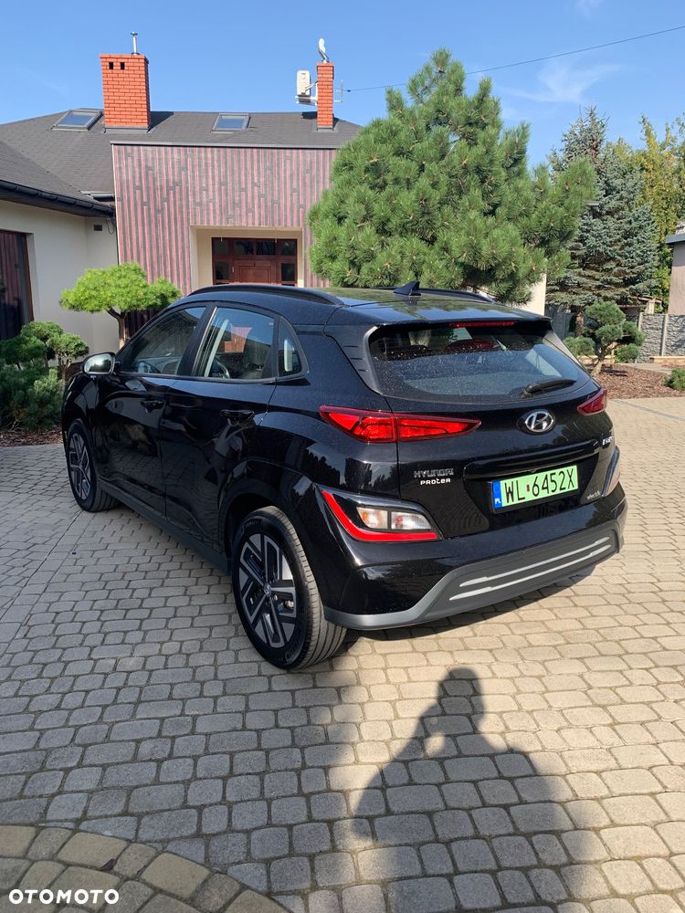 Hyundai Kona Electric 39kWh Executive - 4
