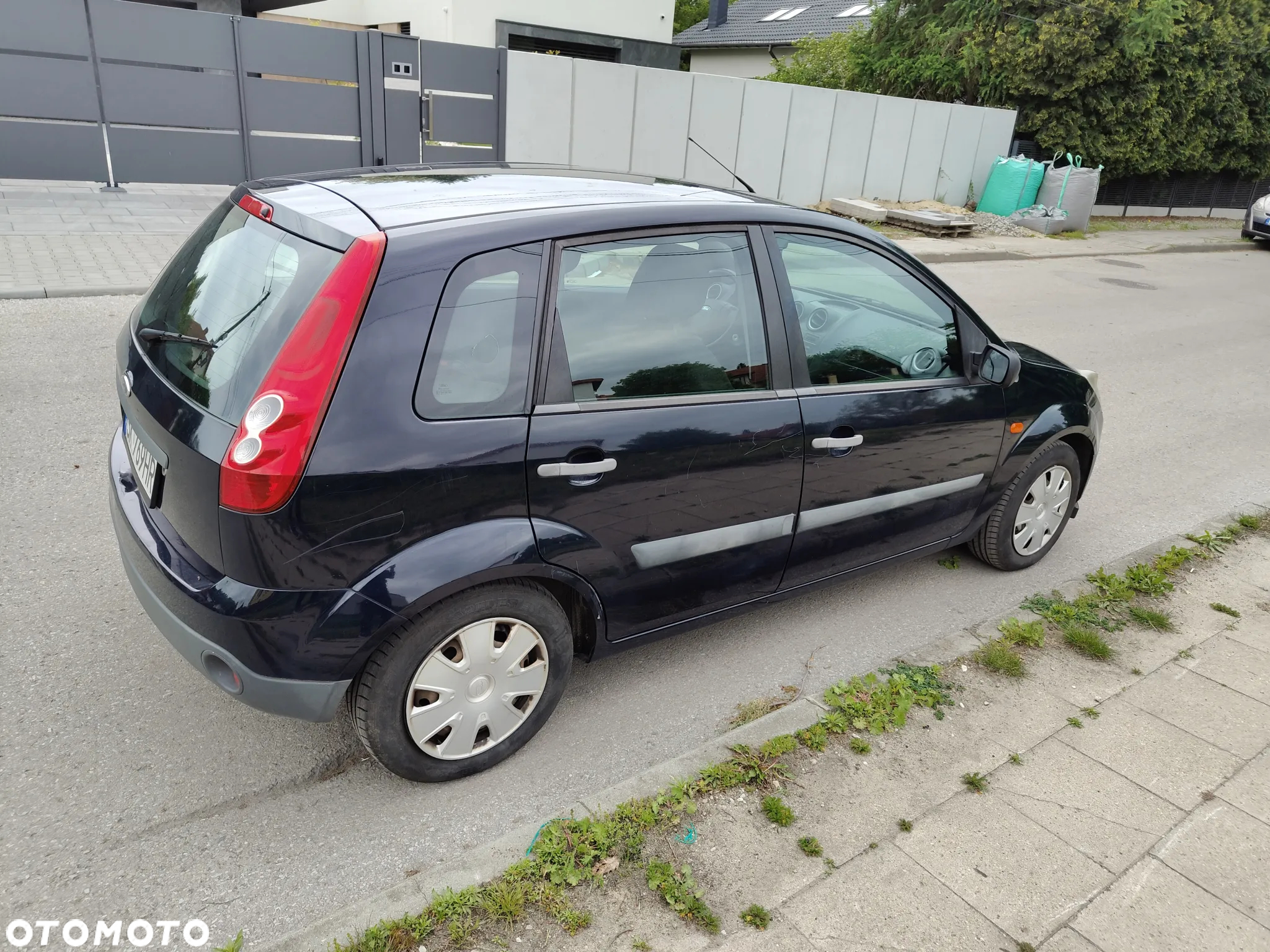 Ford Fiesta 1.3 Ambiente - 4