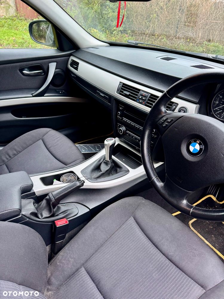 BMW Seria 3 320d Efficient Dynamics Edition - 12