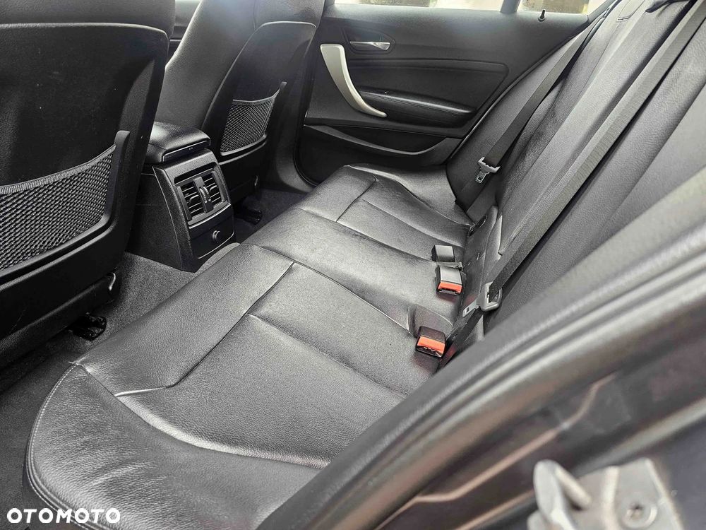 BMW Seria 1 118i Edition Metropolitan - 21