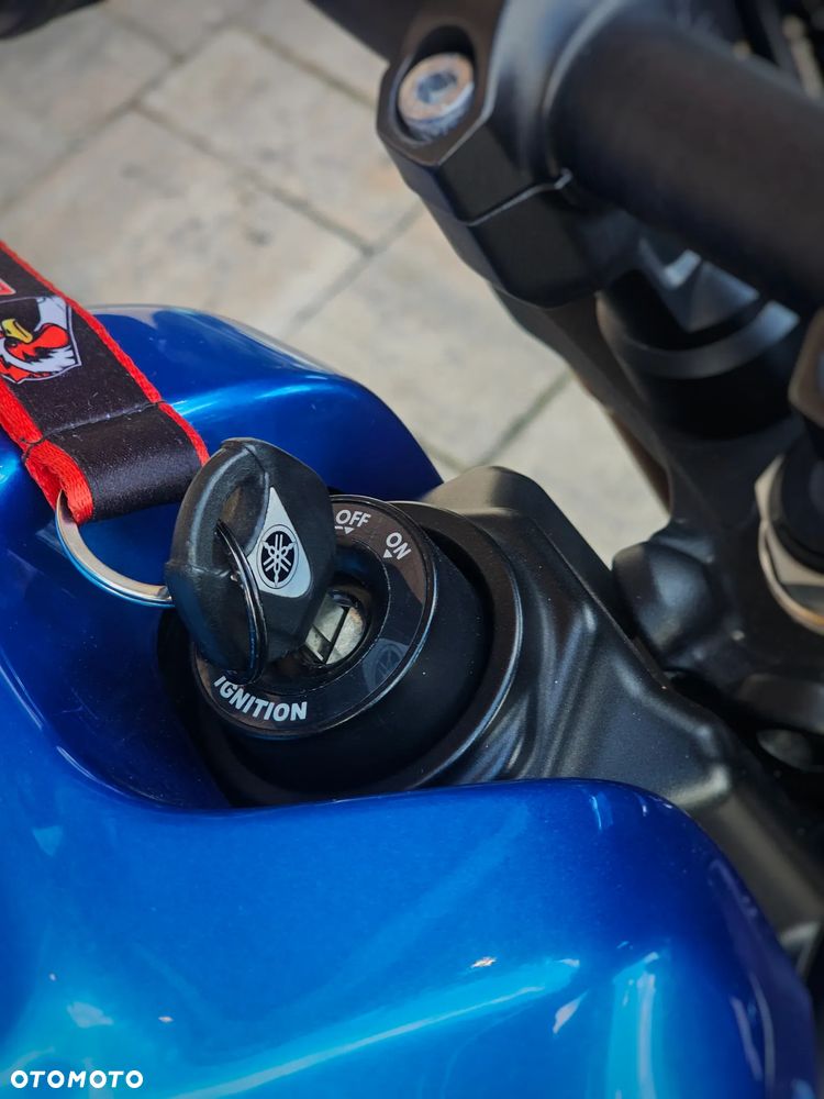 Yamaha XSR - 24