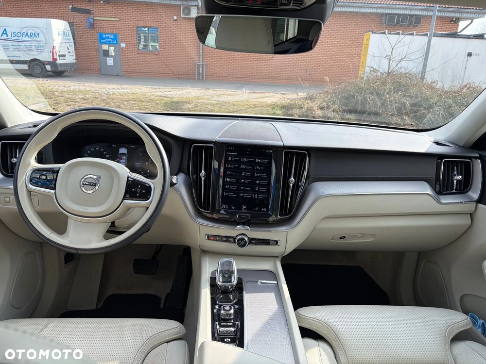 Volvo XC 60 D5 AWD Inscription - 16