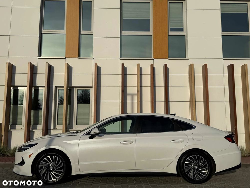 Hyundai Sonata - 8