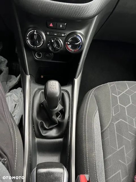 Peugeot 2008 BlueHDi 100 Active - 17