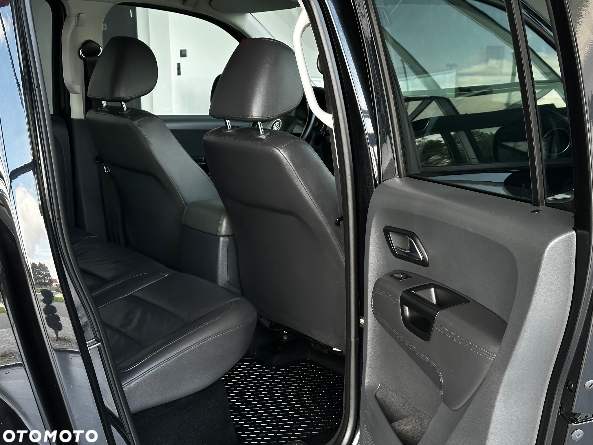 Volkswagen Amarok - 23