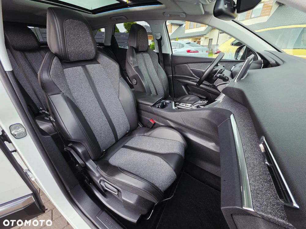 Peugeot 3008 PureTech 130 Stop & Start EAT6 Allure - 21