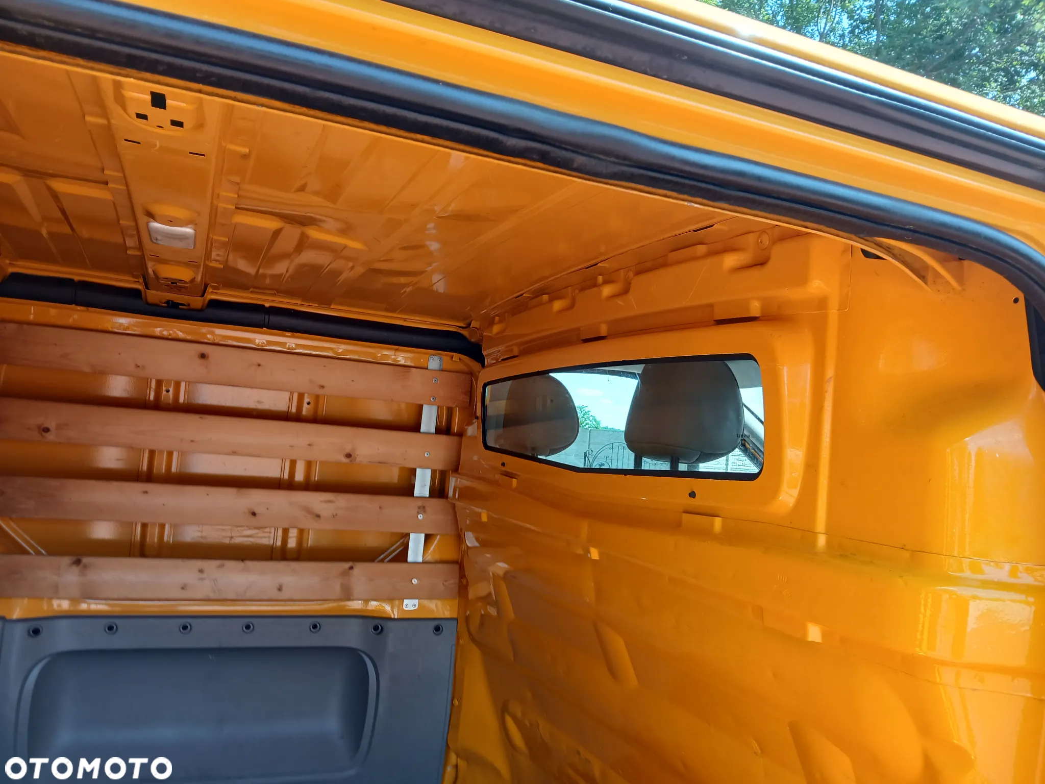 Renault TRAFIC - 10
