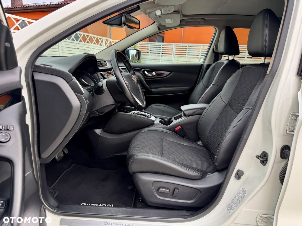 Nissan Qashqai 1.2 DIG-T Tekna Xtronic - 8