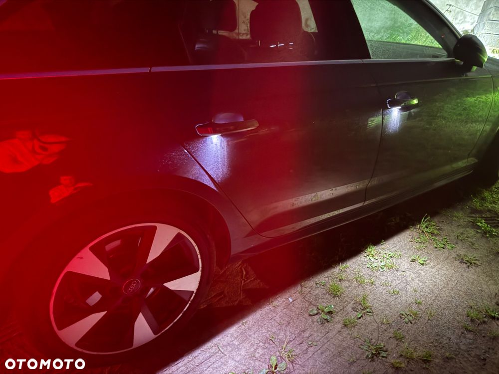 Audi A4 Avant 2.0 TDI - 4