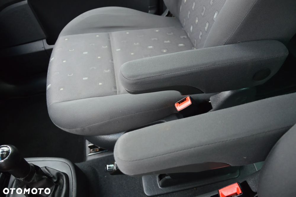 Volkswagen Sharan 1.9 TDI Trendline - 21