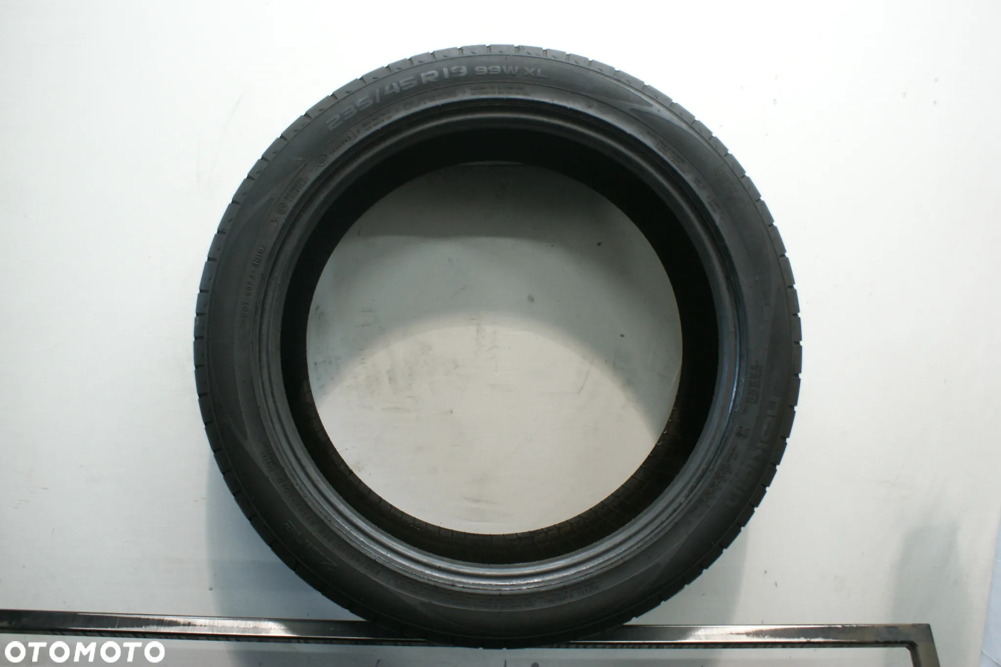 235/45R19 NOKIAN zLINE , 6,7mm A10009 - 3