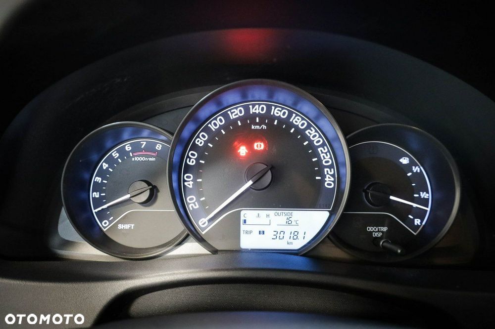 Toyota Auris - 15