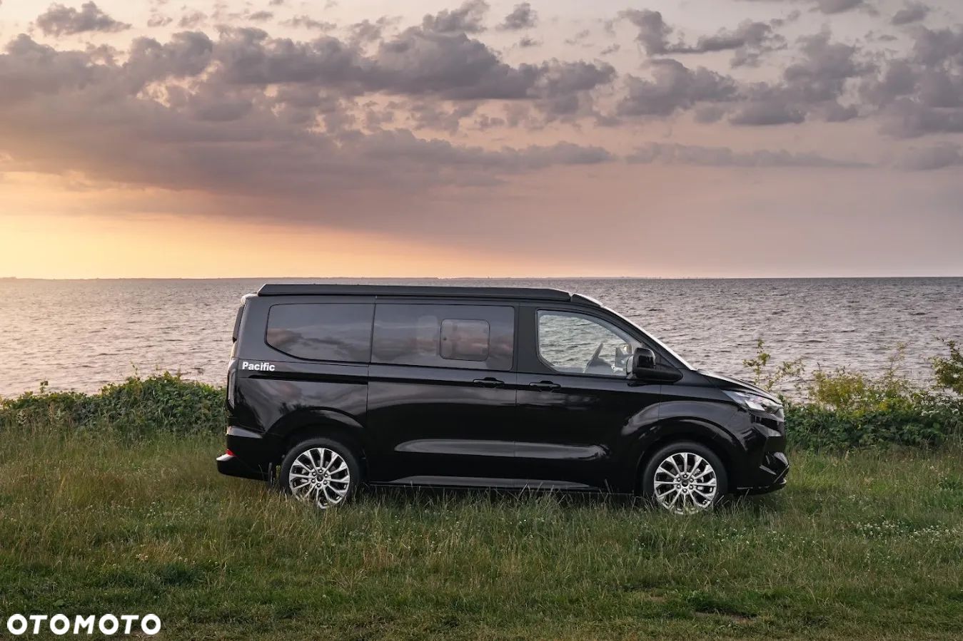 Ford Tourneo Custom 2.0 EcoBlue L1 Titanium - 1