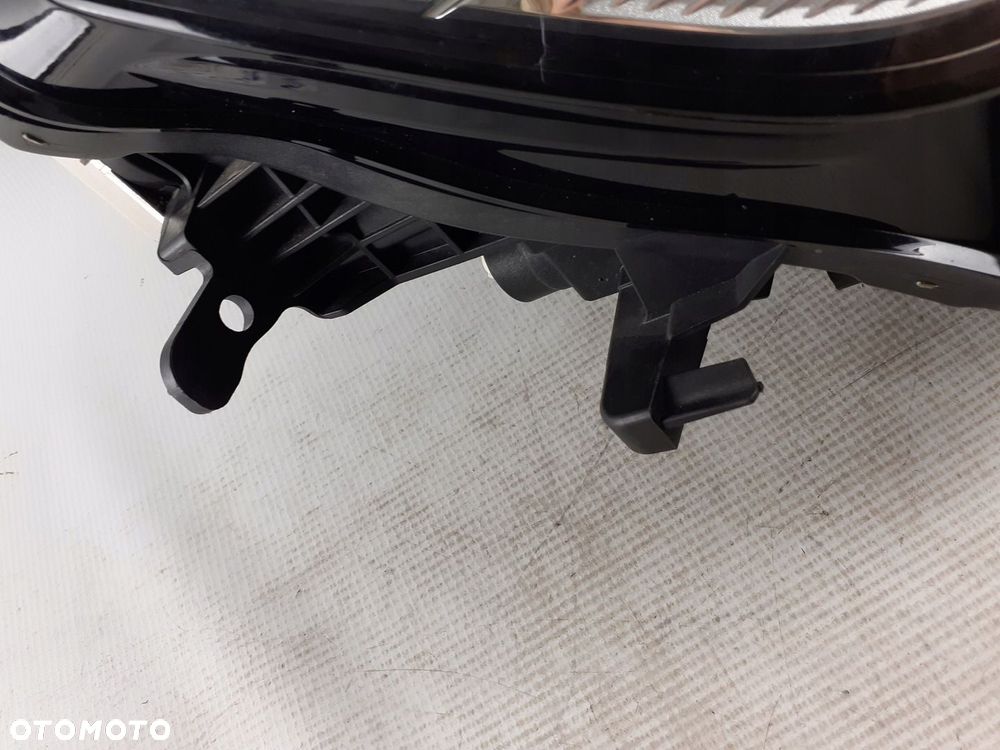 Lampa Volvo lampa prawa S\V60 CC 17-22 MID LED.32228816 - 5