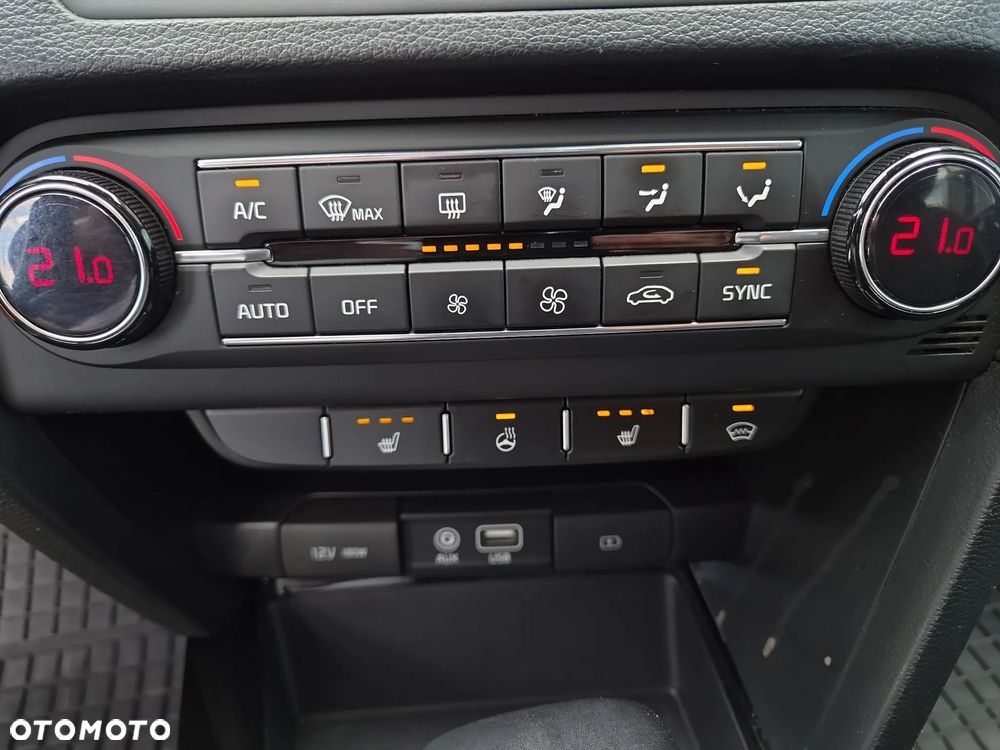 Kia Ceed 1.4 T-GDI L DCT - 19