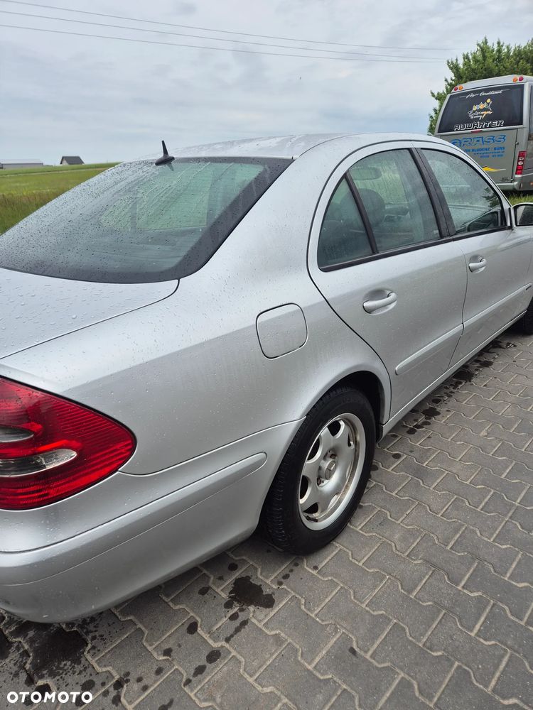 Mercedes-Benz Klasa E - 3