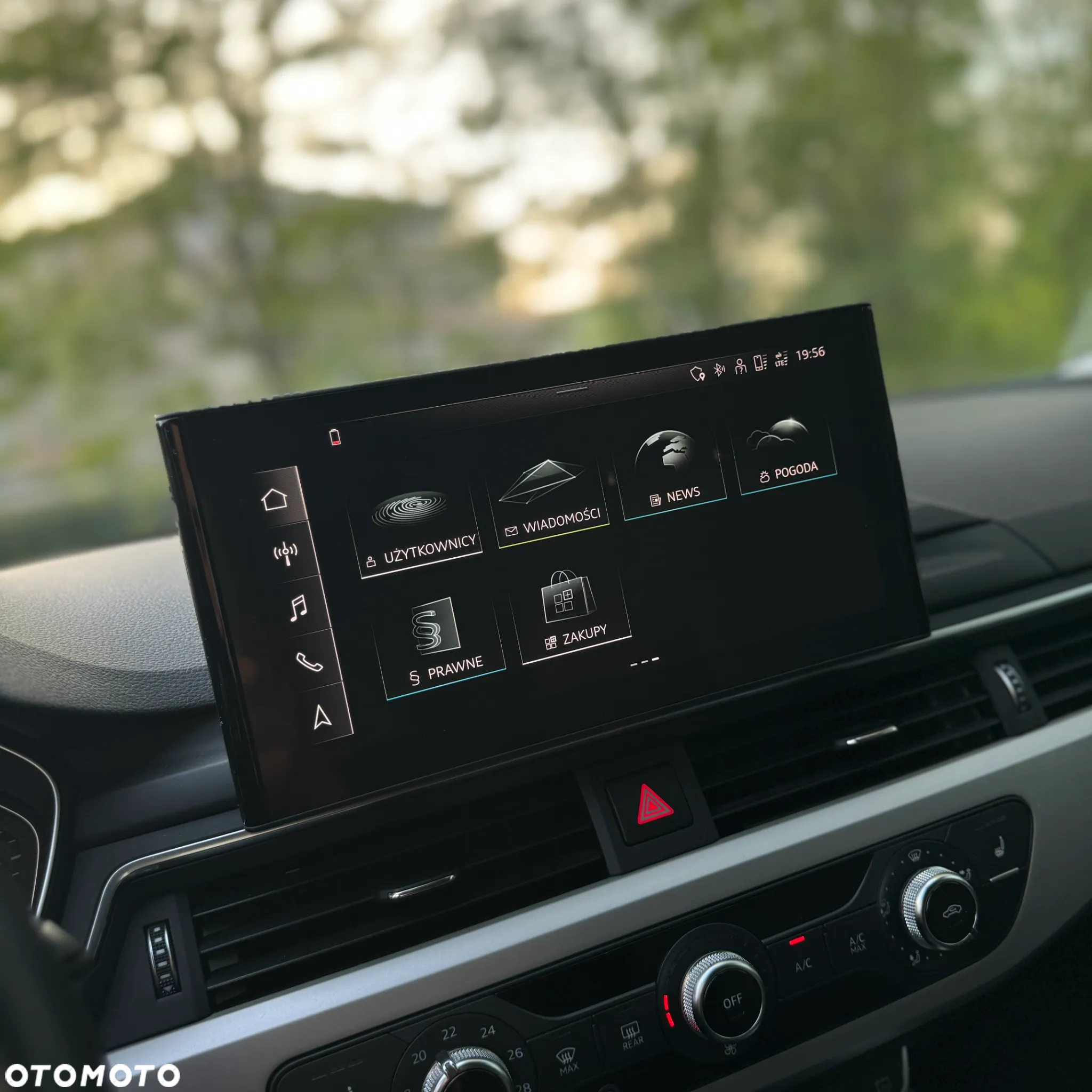 Audi A4 Avant 30 TDI S tronic - 36