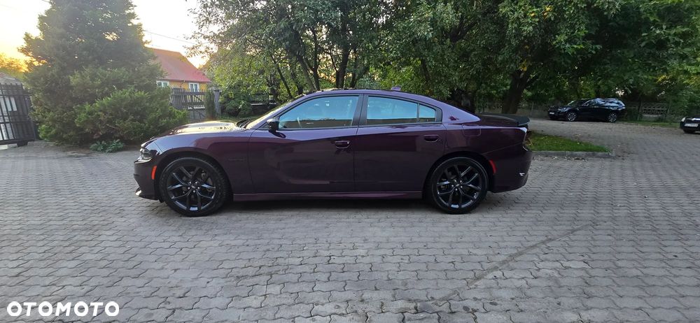 Dodge Charger - 4