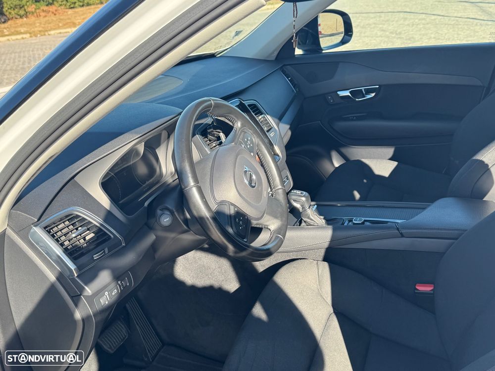 Volvo XC 90 2.0 D4 Momentum - 15