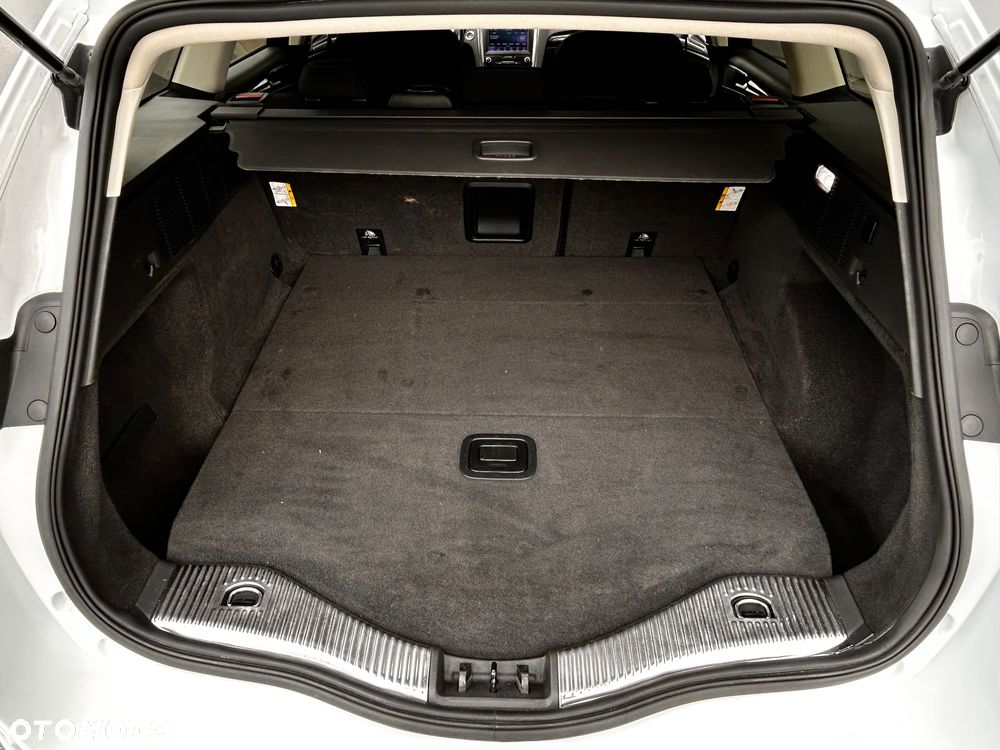 Ford Mondeo 2.0 EcoBlue Titanium - 36
