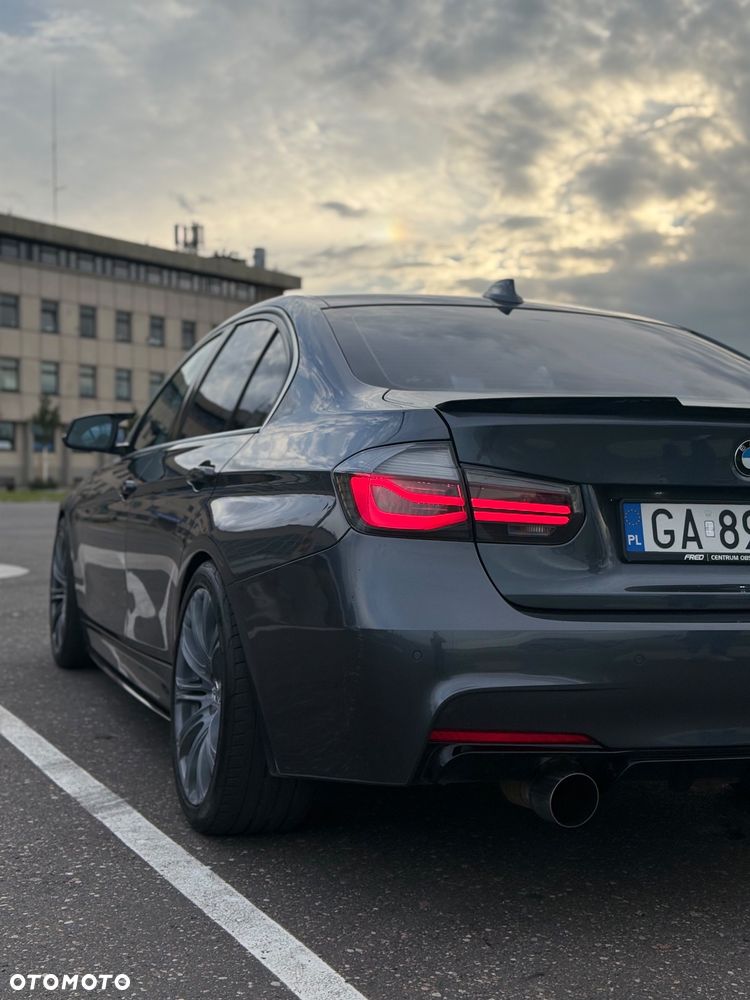 BMW Seria 3 330i xDrive M Sport - 7